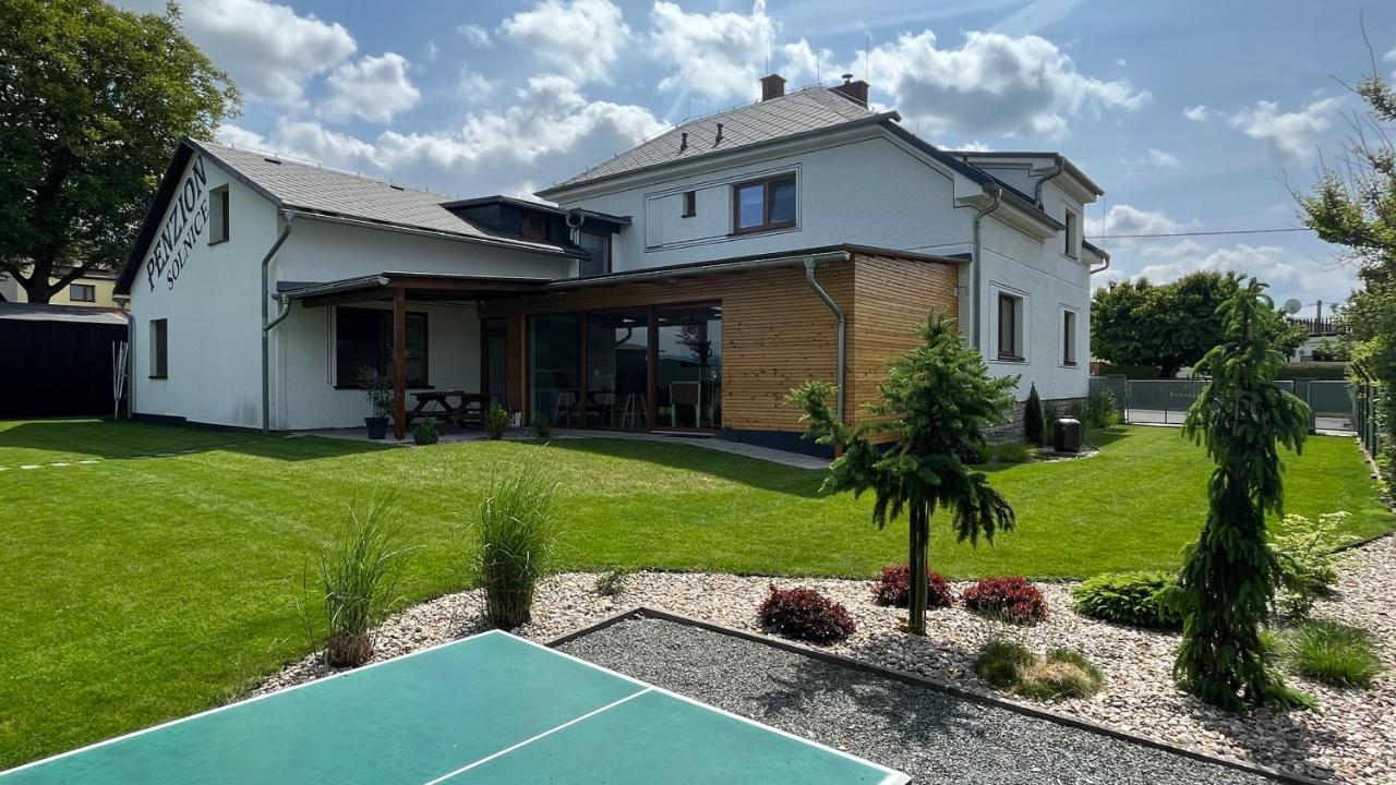 Penzion 411 Solnice Екстер'єр фото